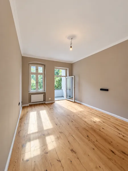 Charmante 2-Zimmer-Wohnung mit moderner Einbauküche und Balkon — photo 1